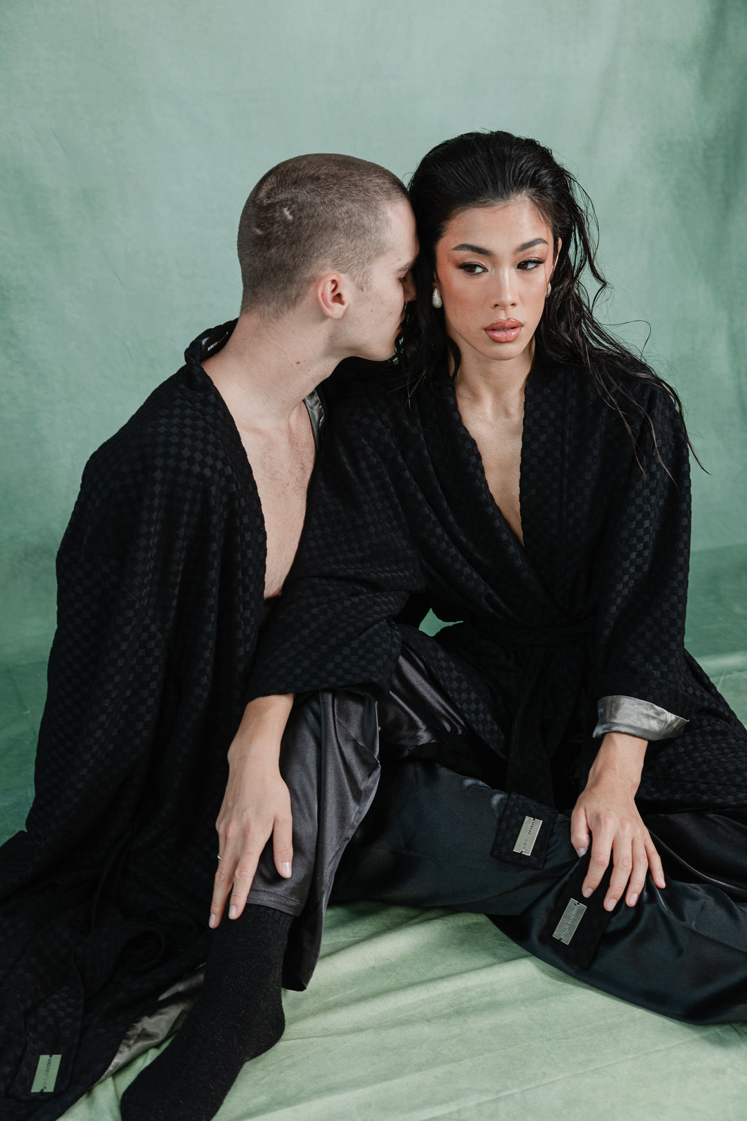 Onyx Unisex Robe