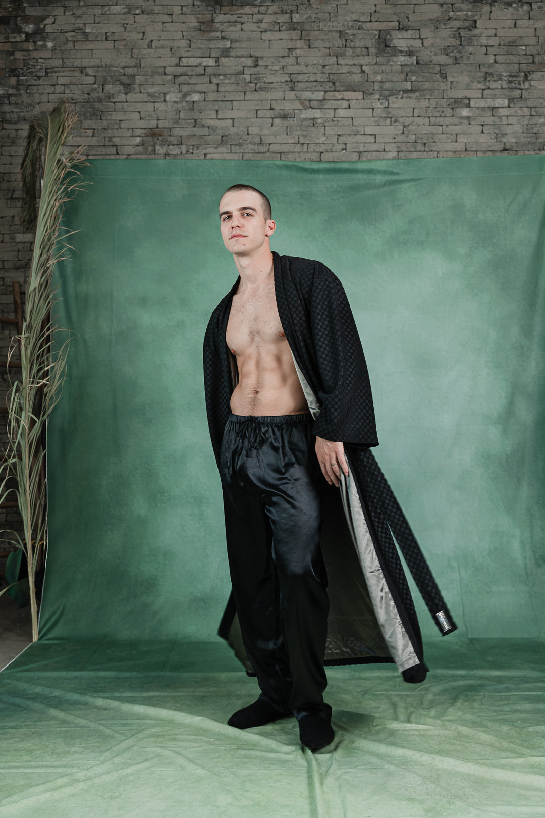 Onyx Unisex Robe