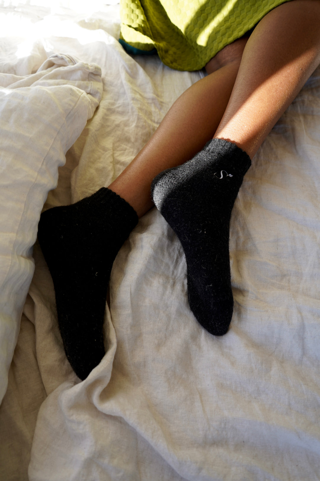 Serenity Wool Socks, Black
